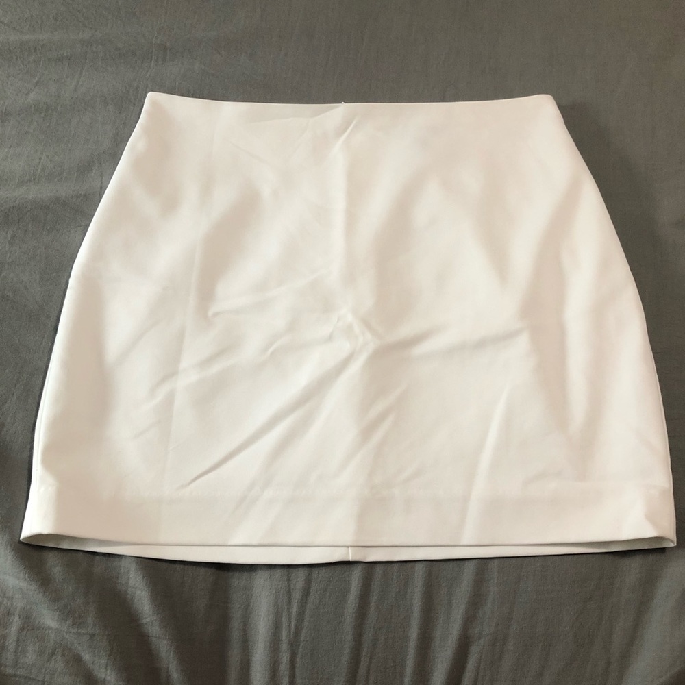 Express White Mini Skirt- Size 4